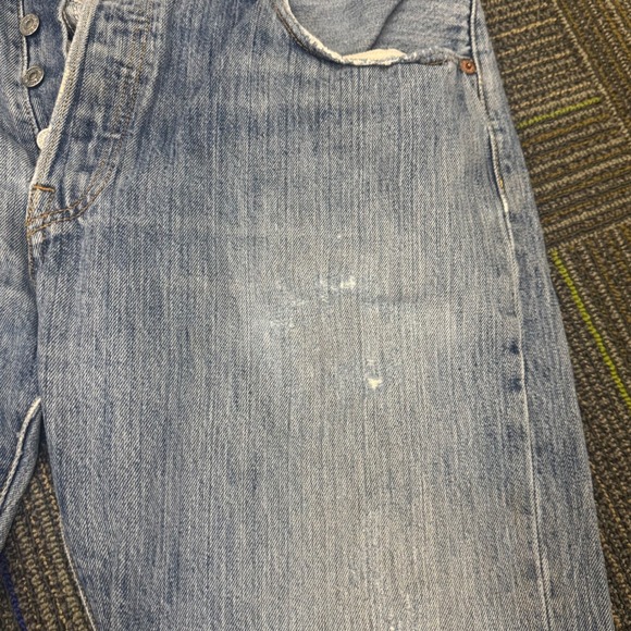 Levi Strauss & Co 501 Original Fit Button Fly Jeans Distressed Mens Size‎ 38x30 - Picture 12 of 13